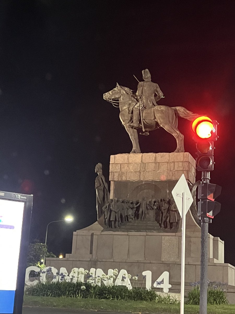 Qué es esta poronga <a href="/jorgemacri/">Jorge Macri</a> ?