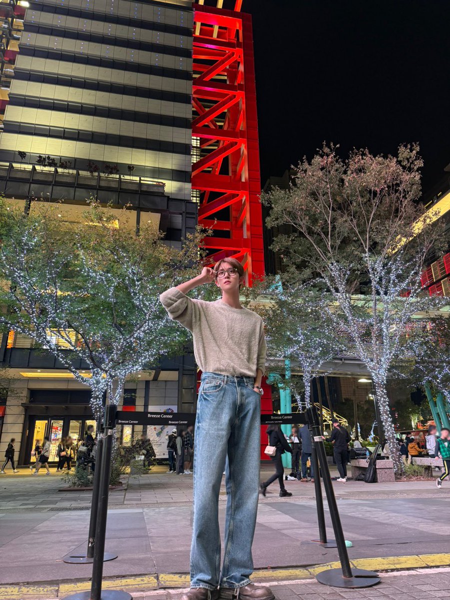 비록 하루였지만 대만에서 행복한 추억 많이 만들었다아!

#8TURN #에잇턴 #エイトターン 
#경민 #KYUNGMIN #ギョンミン