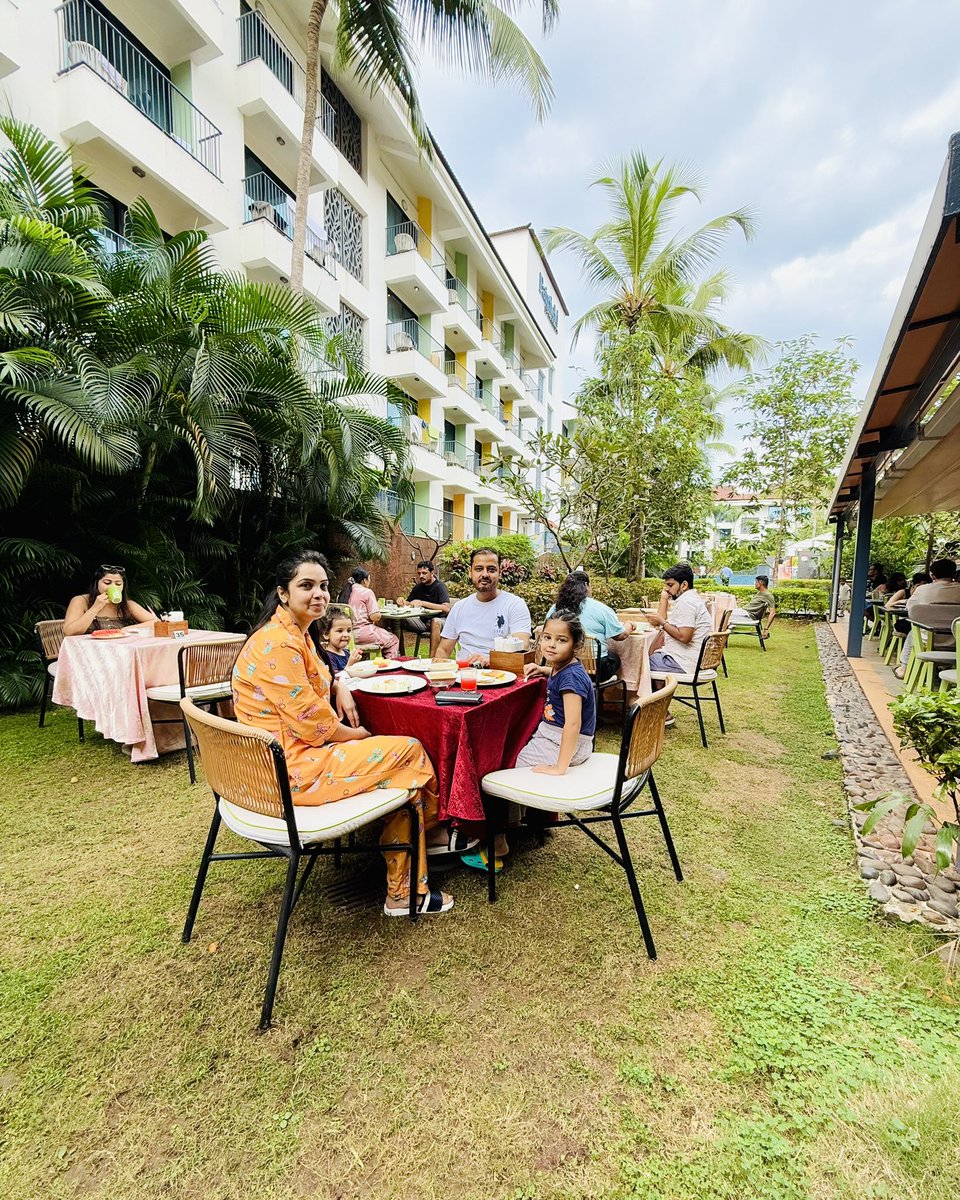 premendraguddu's tweet photo. Rise &amp; Shine, it’s Breakfast time.. 

Good Morning from Goa.. 🌞☕️

#Goa #Marriott #FamilyTime #Morning #FairfieldbyMarriott https://t.co/D2uHwDwgZM