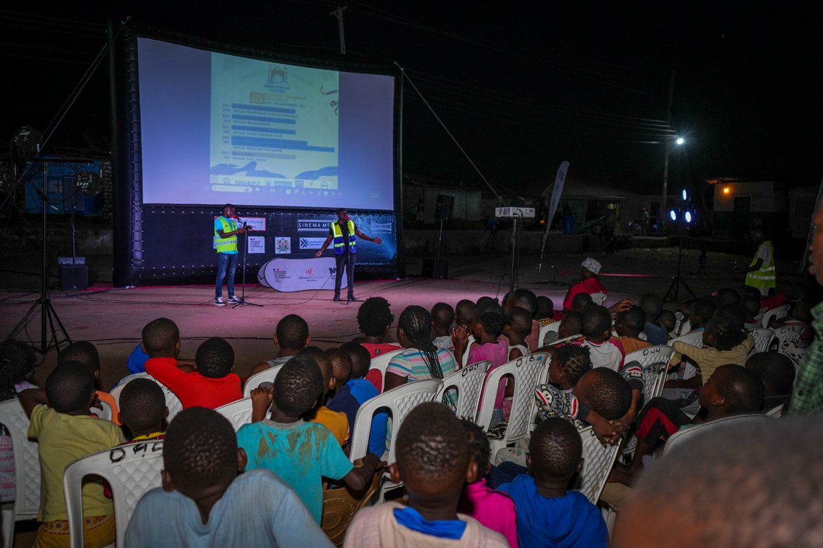 PwaniYouth's tweet photo. Mombasa International Film Festival happened yesterday and Together with the County Government of Mombasa Swahilipot Hub Foundation Alliance Française de Mombasa we hosted the first community screen in Mombasa to showcase some of the film nominated for the festival awards. https://t.co/R2oS6WxtbF