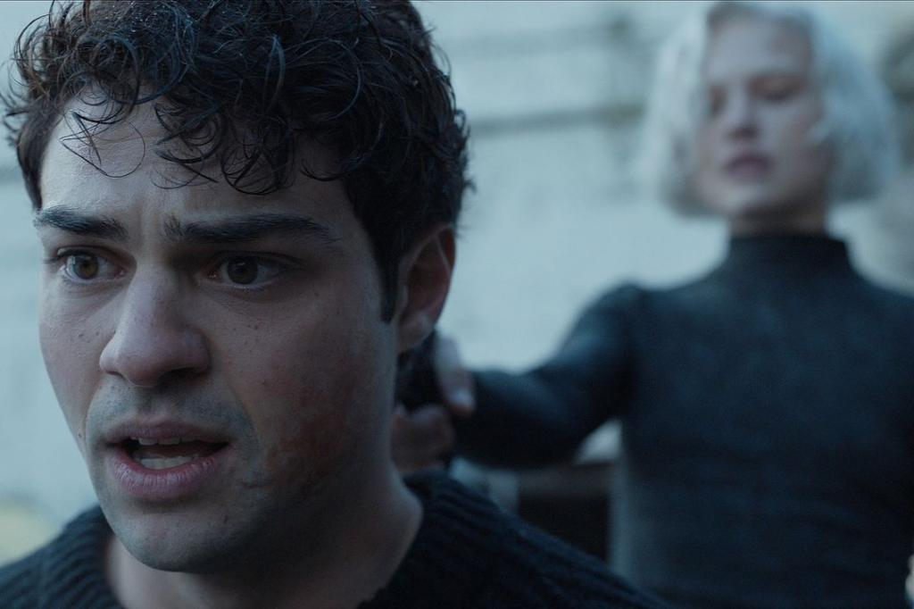 넷플릭스 스파이 드라마 #더리크루트 시즌 2는 한국이 배경. <패스트 라이브즈>의 유태오도 출연. 2025년 1월 30일 공개.Translate post