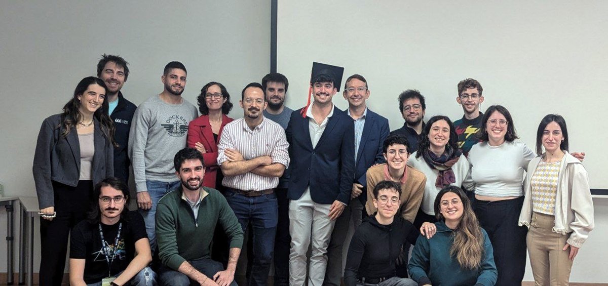 itacaUPV's tweet photo. 🙌Congratulations to 👨🎓 @CarlosFambuena (@cor_grupo) for the successful defence of his #DoctoralThesis📖!
👉Yesterday, Carlos presented his research directed by👩💻 @MariaSGuillem , our deputy director, and which improves the diagnosis and treatment of cardiovascular diseases. https://t.co/sJeVXE4lMV