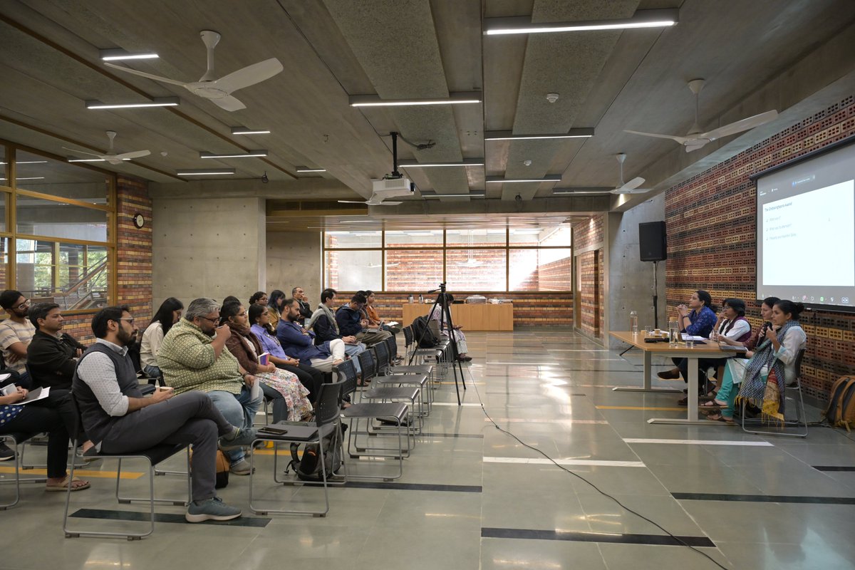 suchi_sd's tweet photo. Delightful conversation about "Spatial Politics across the Indian Himalayas" @AhdUniv @CIAR_AU with @saraf_aa @Kaurgeographer &amp; @RatnamMaya. All the thoughtful comments on our papers, both in person &amp; online is much appreciated. https://t.co/QMbMPKKxw8