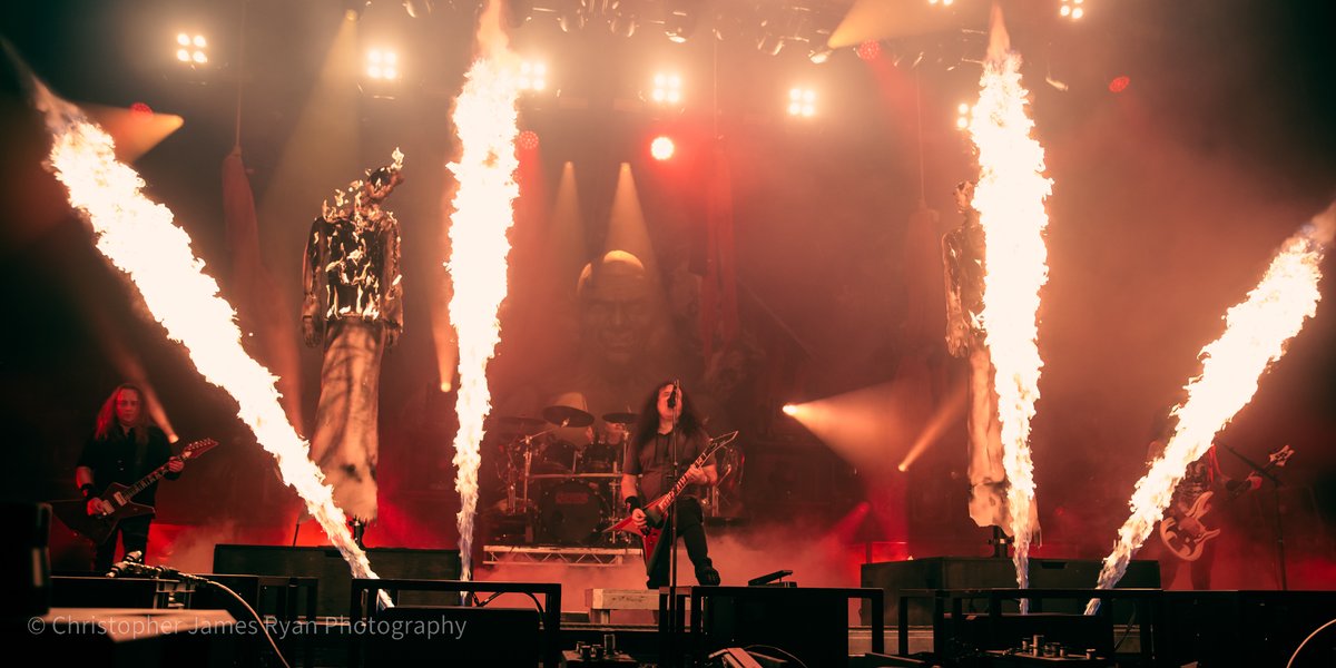 RAM_zine's tweet image. .@Anthrax, @kreator, @testament put on one of the best #heavymetal experiences of the year! 
⚡️Metal isn't just music; it's community.
More photos and the full report here &amp;gt; ramzine.co.uk/reviews/anthra… | RAMzine
#ClashOfTheTitans #MetalHeads
📷: @BananaJazzMedia 
✍️: @LamestreamLydia