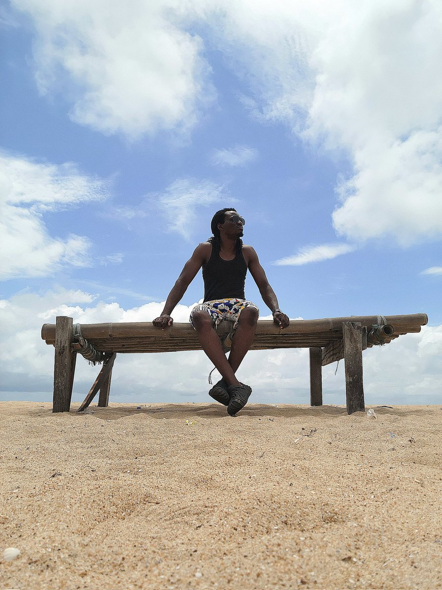 DaBoomsha's tweet image. Took another trip around the sun. 
Made it unscorched with a million reasons to be grateful. 
Yahweh be praised!🙏

#HappyBirthday