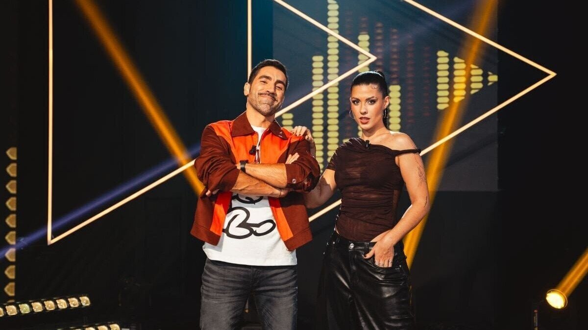 IM-PRESIONANTE estreno del formato internacional #HitList en <a href="/TVGalicia/">TVG</a> mejorando 1.6 puntos el resultado de la franja y siendo lo + visto del canal con un 9.2% de cuota, 80.000 de audiencia media y una gran fidelidad del 54.1%

Enhorabuena!

#QueVivaLaTele #Audiencias