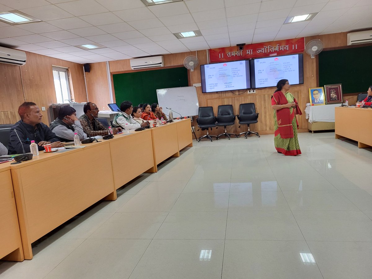 ManojShukul's tweet photo. State refresher orientation of counselors under #RKSK started today @sihfwup with the support of @nhm_up @MoHFW_INDIA @ZoyaAliRizvi @AnujeshMathur https://t.co/Fl7hUwevS6