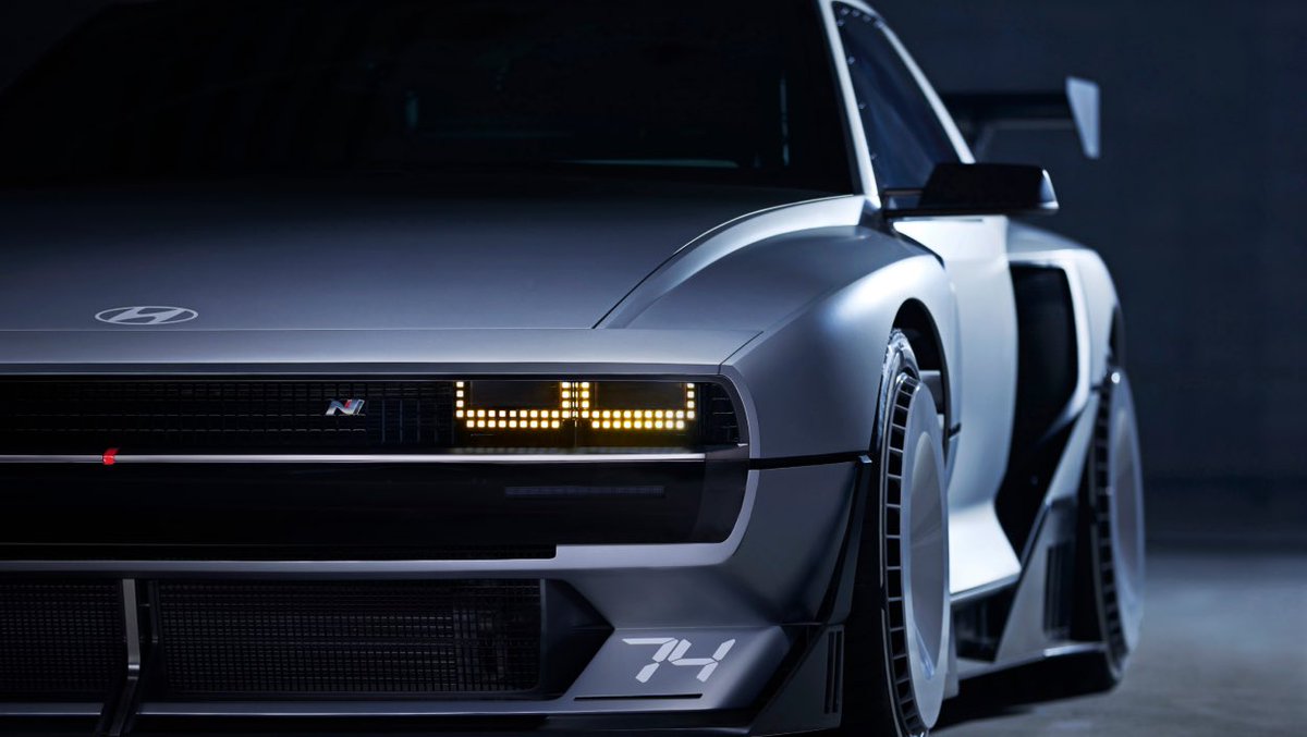 JamesMikrut's tweet image. If you’re gonna do a flashy concept car to attract a younger audience, do it like Hyundai.