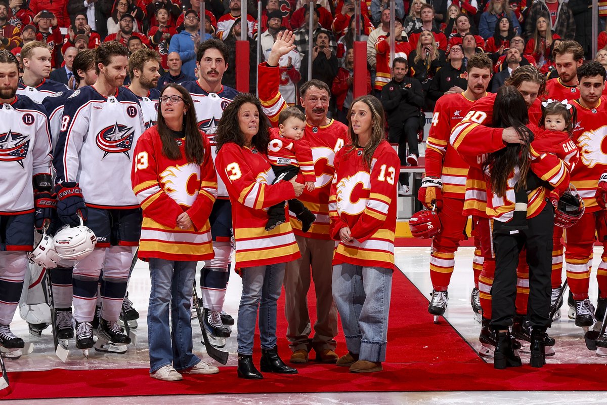 NHLFlames's tweet photo. We love you, Gaudreau family ❤️ https://t.co/K2NFgqLxFL