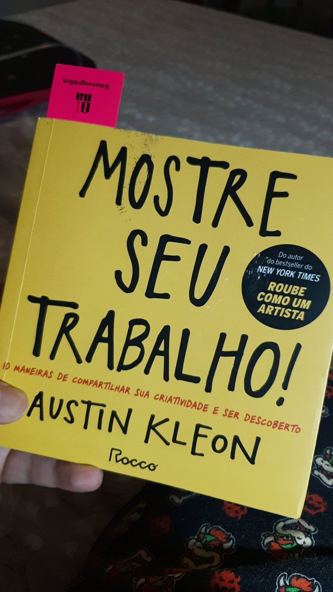 Diário Estelar, ano 03122024. Ainda não terminei o livro abaixo, mas já me identifiquei com várias ideias. Chega de LoL, chega de BBB. Agora só trago relatos diários de ideias, pensamentos, reflexões e provessos sobre uma paixão: DESIGN. ❤️