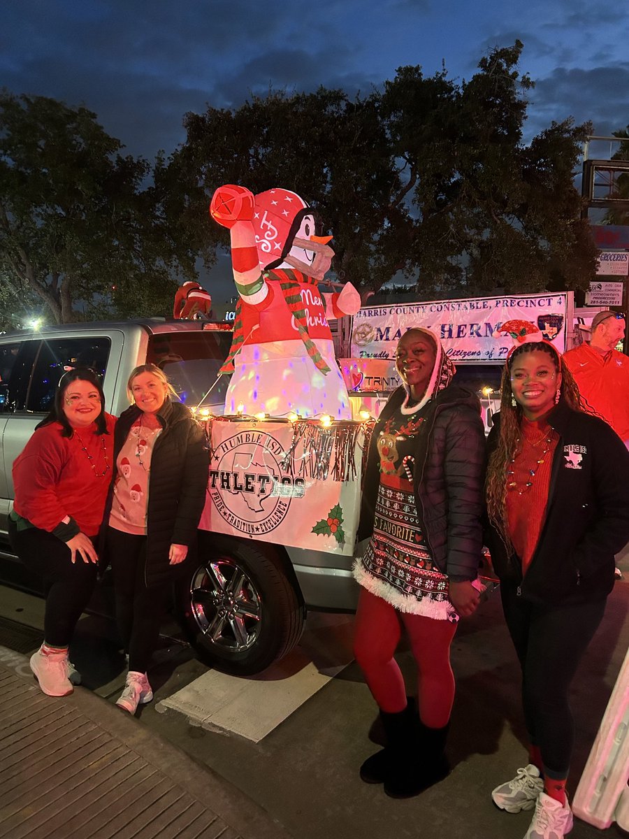 Humble ISD Athletics (@humbleisd_ath) on Twitter photo Great night at the City of Humble Christmas Parade.
<a href="/jokoch09/">Joshua Koch_Humble ISD</a> <a href="/HumbleISD/">Humble ISD</a> <a href="/HumbleNews/">Humble Observer</a>
#🦆🦆 Great night at the City of Humble Christmas Parade.
<a href="/jokoch09/">Joshua Koch_Humble ISD</a> <a href="/HumbleISD/">Humble ISD</a> <a href="/HumbleNews/">Humble Observer</a>
#🦆🦆