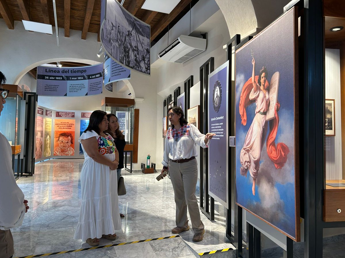 Es un gusto recibir en #Veracruz a Adriana Castillo Román, Directora General de la Conservaduría de Palacio Nacional y Patrimonio Cultural. 

Visitamos el Centro Cultural Leyes de Reforma y platicamos de proyectos a favor de la Cultura de nuestro estado y su memoria histórica.