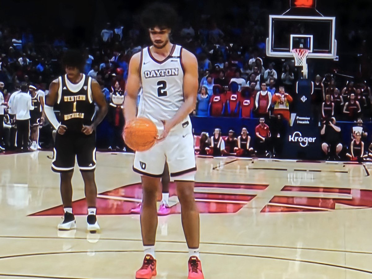 S.E.Live Final 🏀
Dayton stops feisty Western Michigan team, wins 77-69 .
Enoch Cheeks led the attack. 
<a href="/enochcheeks/">Enoch Cheeks</a> 
 Flyers n Top 25 Sooner than later? 
📸 Nate Santos📸
<a href="/DaytonMBB/">Dayton Basketball</a> 
<a href="/MarchMadnessMBB/">NCAA March Madness</a>
<a href="/CBBonFOX/">FOX College Hoops</a>
<a href="/SpectrumSN/">Spectrum SportsNet</a> 
#SELive365 
#daytonflyers #CollegeHoops