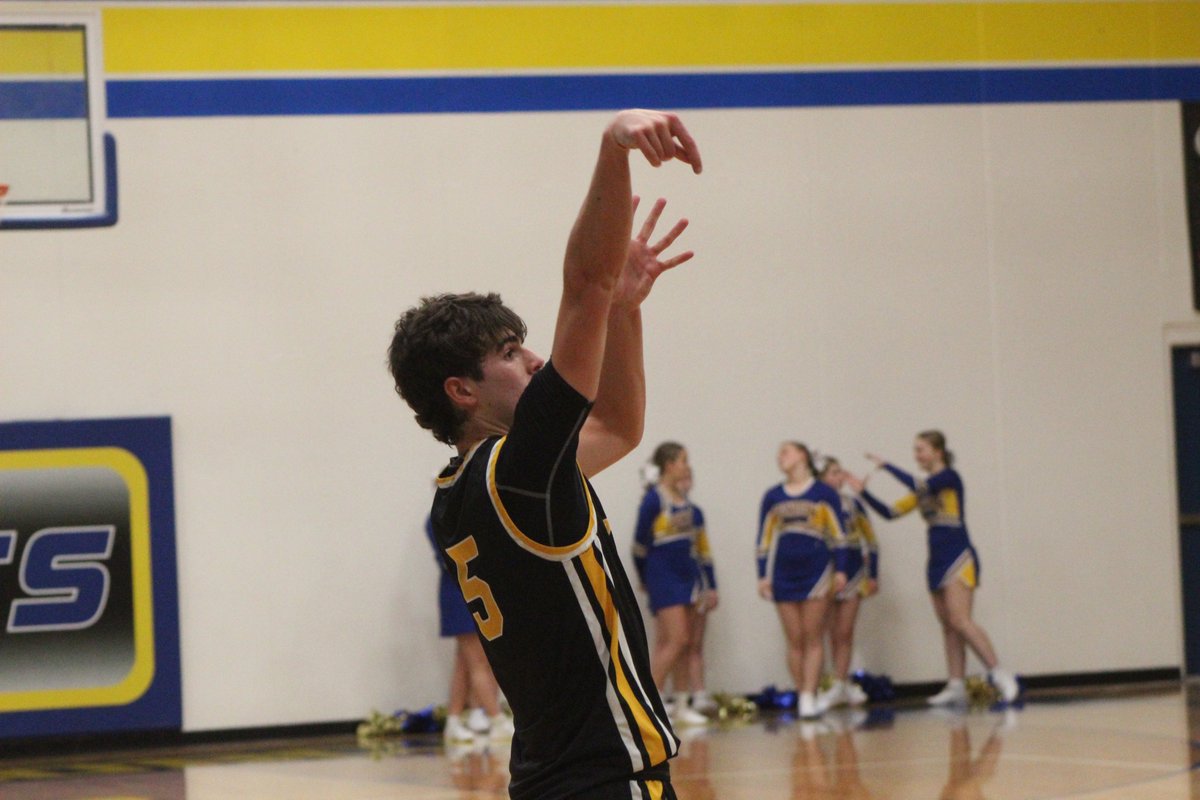 Paul Bowker (@bowkerpaul) on Twitter photo Mid-Prairie's Ace Peck scored a game-high 23 points in the Golden Hawks season opener Tuesday, a 63-43 victory at Benton. The Golden Hawks play Camanche in a River Valley crossover Friday in Wellman. <a href="/TheNews_Sports/">The News — Sports</a> <a href="/Mid_Prairie/">Mid-Prairie CSD</a> Mid-Prairie's Ace Peck scored a game-high 23 points in the Golden Hawks season opener Tuesday, a 63-43 victory at Benton. The Golden Hawks play Camanche in a River Valley crossover Friday in Wellman. <a href="/TheNews_Sports/">The News — Sports</a> <a href="/Mid_Prairie/">Mid-Prairie CSD</a>
