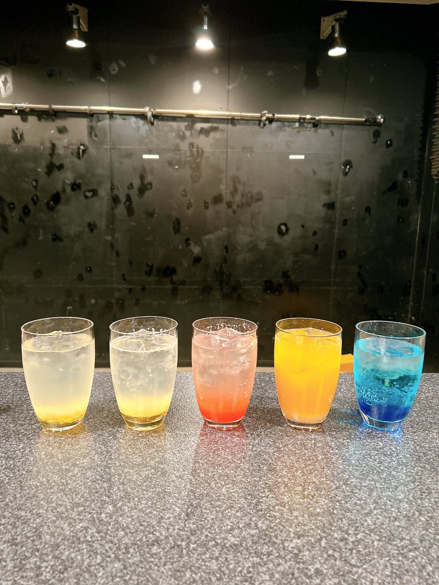 fuwa_rizumu's tweet photo. Akita Club SWINDLE（スウィンドル）のアルコールメニュー、ノンアルメニューの監修をさせていただきました。
全メニューリニューアルし
8日22周年記念ライブからスタート！
15日GAME of DEATH
両日バーカウンターに立たせていただきます。
これからスウィンドルに行く方はぜひ飲んでみてください！ https://t.co/8cKQvZnptw
