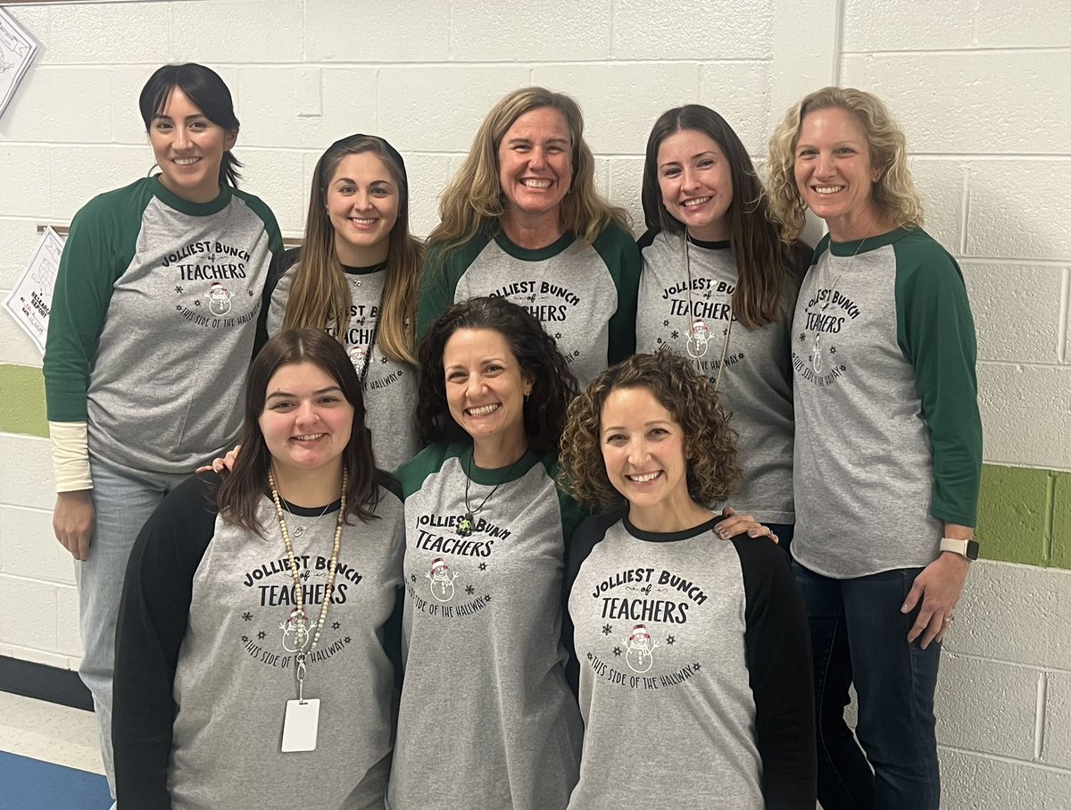 Our 2nd grade teachers are winter ready! Thank you, to our entire team, for all that you do for our students! <a href="/PHSD23/">Prospect Hts. SD23</a> <a href="/D23Ross/">Betsy Ross School</a> #Proud2BD23