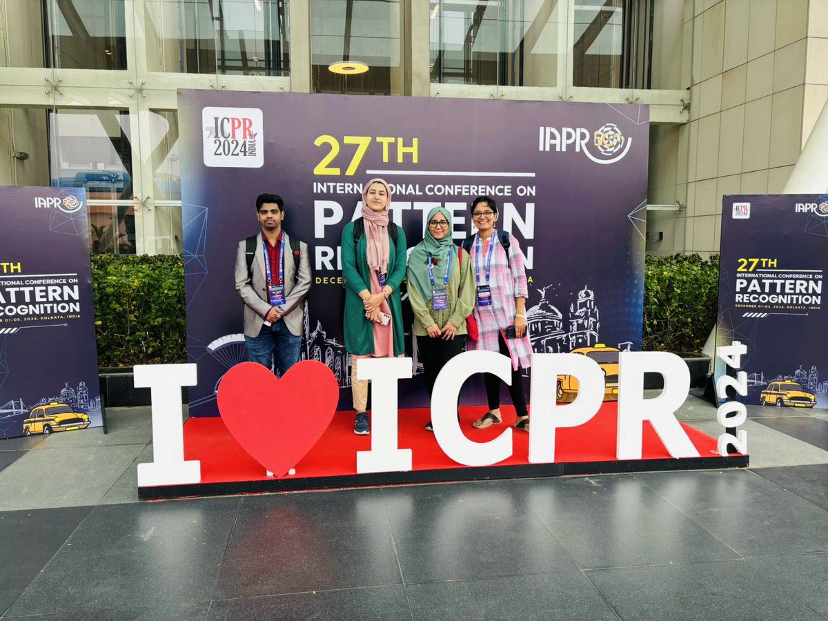 taiba_wani's tweet image. 🌟 **Excited to Share My ICPR 2024 Experience!** 🌟  
Attending @ICPRConference in Kolkata has been incredible!  

🎤 Presented a posters on Audio Deepfake Detection: A Continual Approach with Feature Distillation and Dynamic Class Rebalancing.