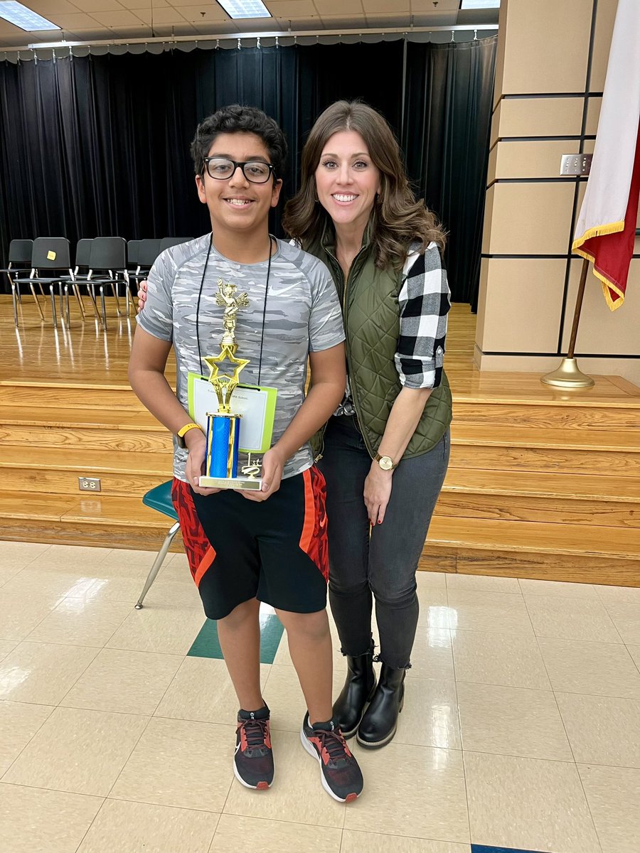 Eubanks Spelling Bee 🐝 💚🏆 #ProudOfTheseKids #CanIHaveEverythingPlease #ProudTeacher #EubanksTEAM #EISfamily #InspireExcellence <a href="/ScrippsBee/">Scripps National Spelling Bee</a> <a href="/EubanksDragons/">Eubanks Intermediate</a> <a href="/Carrollisd/">Carroll ISD</a>