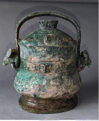 HenanPlus's tweet image. 【Amazing Henan】【Henan, Zhong! 】In 1932, Chinese archaeologists lifted the mysterious veil of the state of Wei 3,000 years ago in Xin Village, thus kicking off the archaeology of the Zhou Dynasty in China. 
#history #relics #site