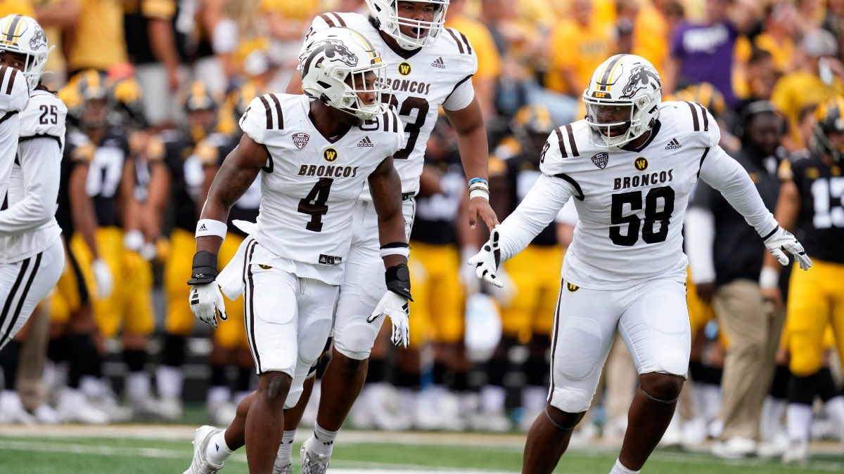 Jacob Norcross (@jacob_norcross) on Twitter photo Blessed to be offered by Western Michigan! <a href="/CoachTMendelson/">Trevor Mendelson</a> <a href="/CoachCNorcross/">Cameron Norcross</a> @BGOLcoach Blessed to be offered by Western Michigan! <a href="/CoachTMendelson/">Trevor Mendelson</a> <a href="/CoachCNorcross/">Cameron Norcross</a> @BGOLcoach