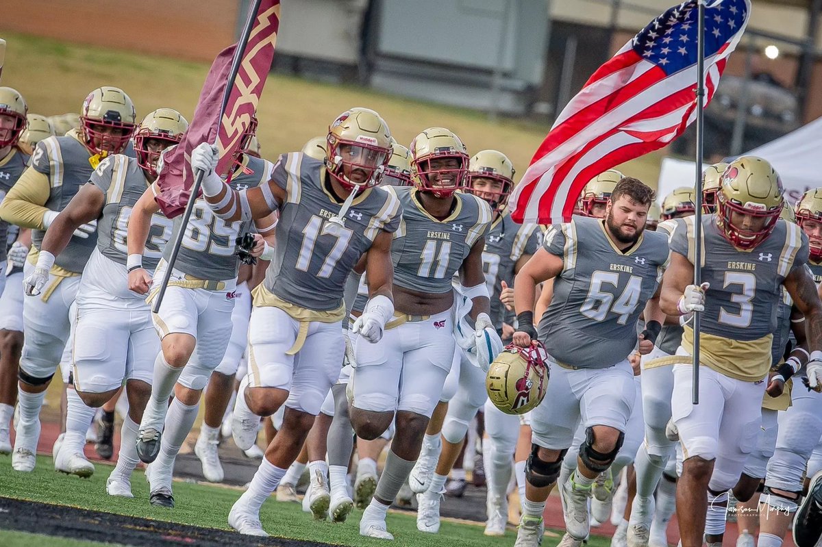 Derek Smith (@derekjsmith27) on Twitter photo I am blessed to receive my first offer from Erskine College #AGTG
<a href="/icoachfb/">Christopher Williams</a> <a href="/coach_bras/">Scott Braswell Jr.</a> <a href="/CoachCainFB/">Cam Cain</a> <a href="/CoachBooz/">Coach Boozer</a> <a href="/DFHSRecruiting/">Dutch Fork Football Recruits</a> I am blessed to receive my first offer from Erskine College #AGTG
<a href="/icoachfb/">Christopher Williams</a> <a href="/coach_bras/">Scott Braswell Jr.</a> <a href="/CoachCainFB/">Cam Cain</a> <a href="/CoachBooz/">Coach Boozer</a> <a href="/DFHSRecruiting/">Dutch Fork Football Recruits</a>