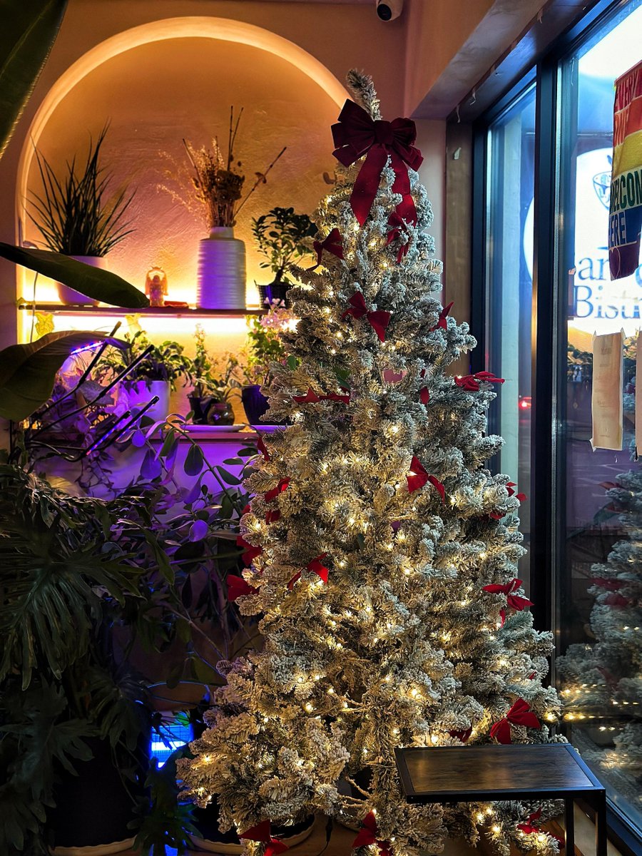 Adorachen36's tweet image. This time I made an appointment with my friends for dinner here