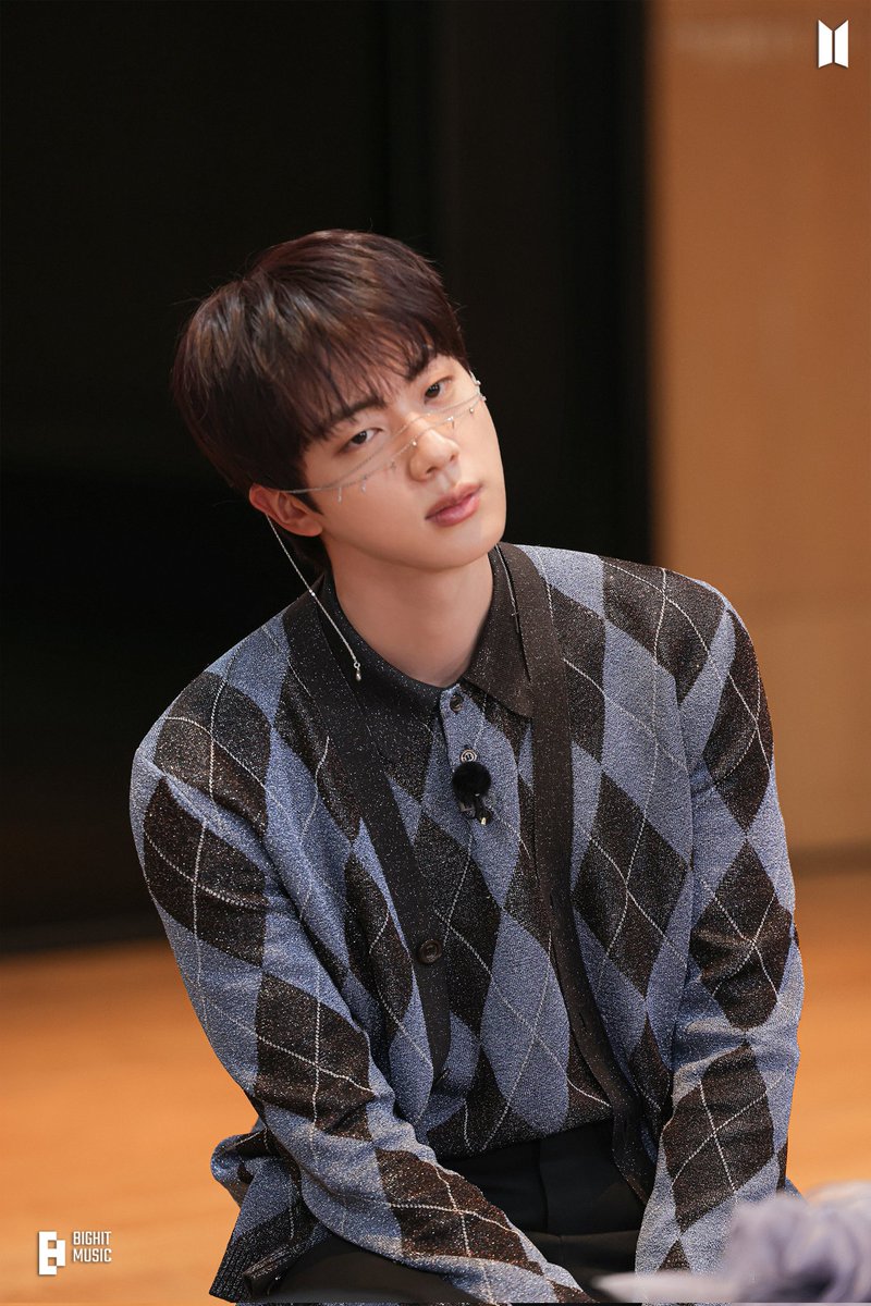 Marrrr_twt's tweet photo. 나의 사랑 김석진 생일 축하해 😘🥳🎂🎉
항상 행복하고 건강하세요 💜💜
#HappyJinDay #JINDAY https://t.co/SsmtxQvOqa