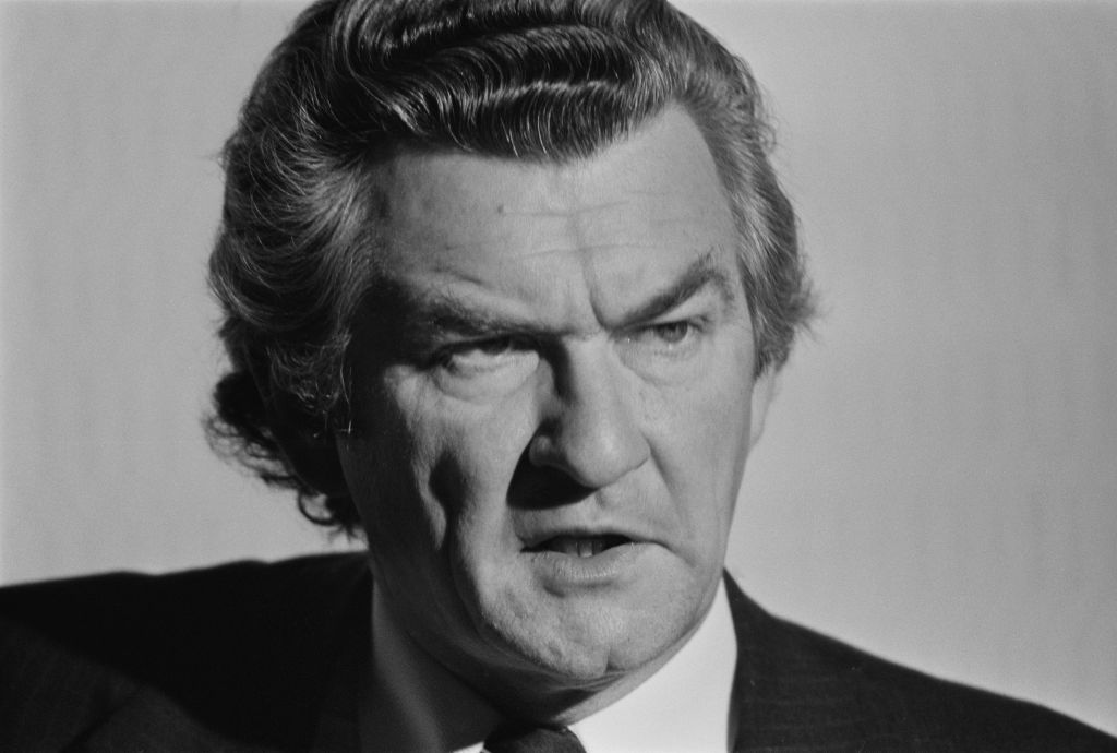 When Bob Hawke was ACTU Secretary in 1976, he flew to Indonesia to push for an inquiry into the deaths of the Balibo Five. He succeeded where the Fraser govt failed, but the story has only just been revealed: abc.net.au/listen/program…