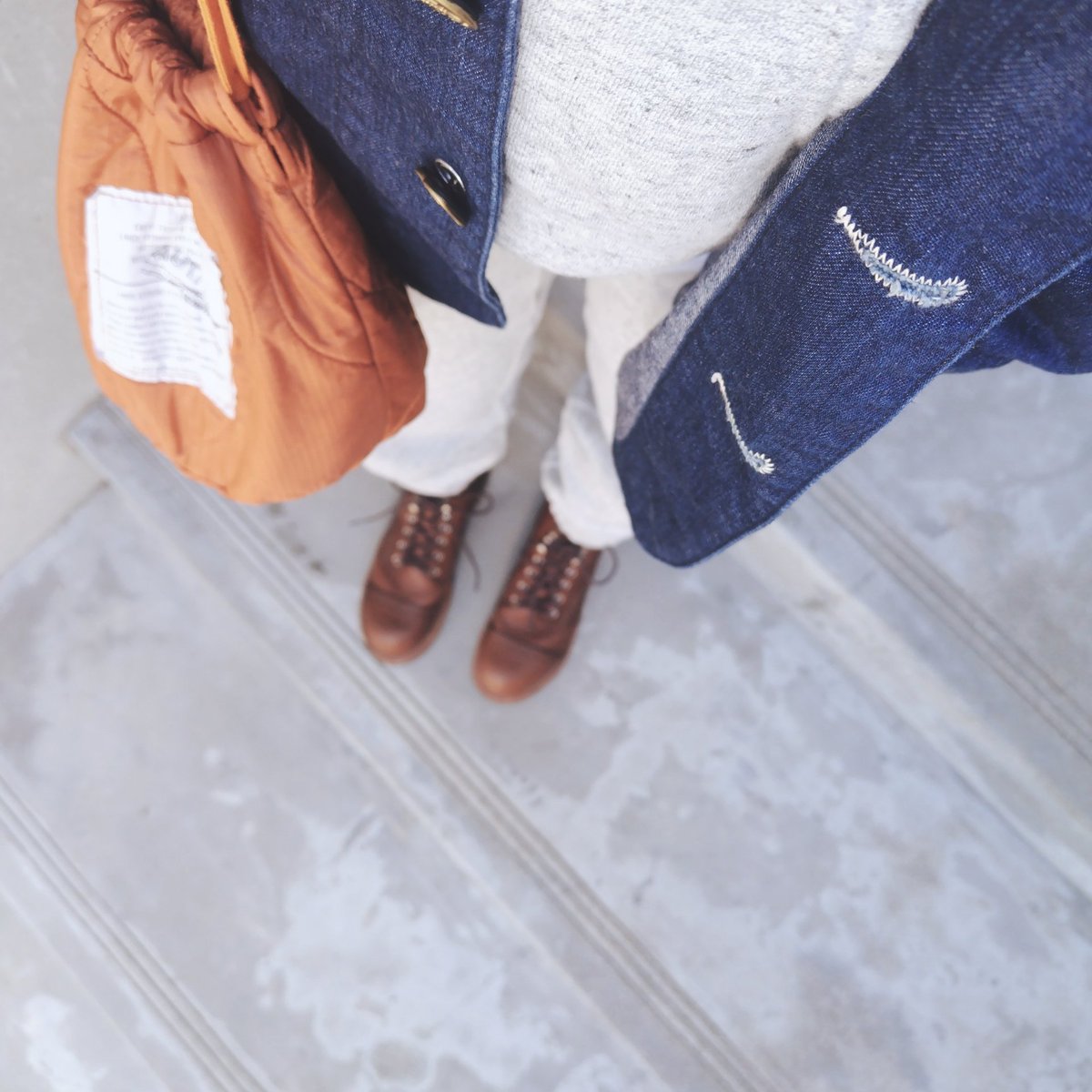 ampun_ampun's tweet photo. きょうのわい。
#tcbjeans
#xxdevelopment
#redwing https://t.co/vy7QRQfk6e