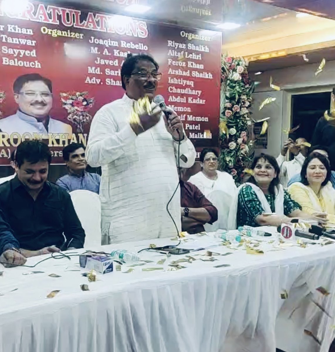 drmonicajagtap's tweet image. 164 वर्सोवा विधानसभा के नवनिर्वाचित विधायक श्री हारून खान जी को बधाई देने के लिए जोगेश्वरी पश्चिम में वसीम कुरेशी जी द्वारा आयोजित कार्यक्रम में शामिल हुई। 

#versova #MVA