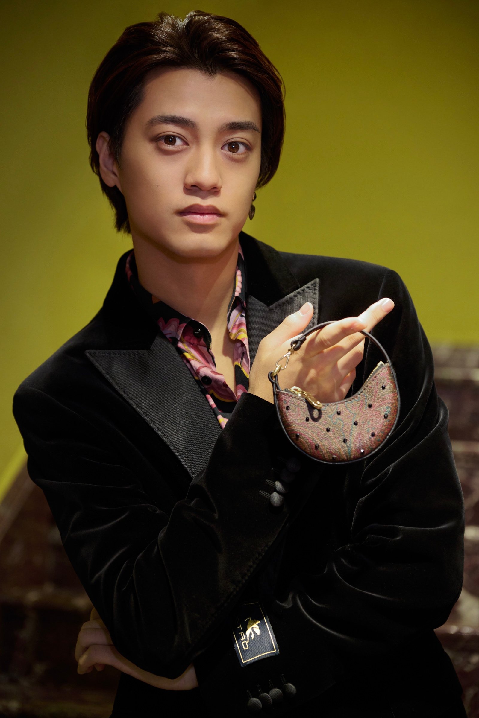FASHIONSNAP on X: 