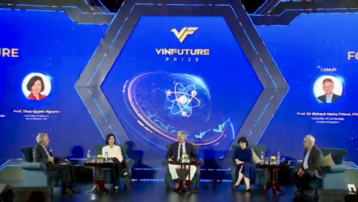 QuyenUCSB's tweet photo. #VinFuture Prize 2024. Stay tune for the award ceremony on December 6, 2024 at 7pm local time
@vinfutureprize 
#science 
#technology
#prize 
#Vietnam https://t.co/xieq0xuyAv