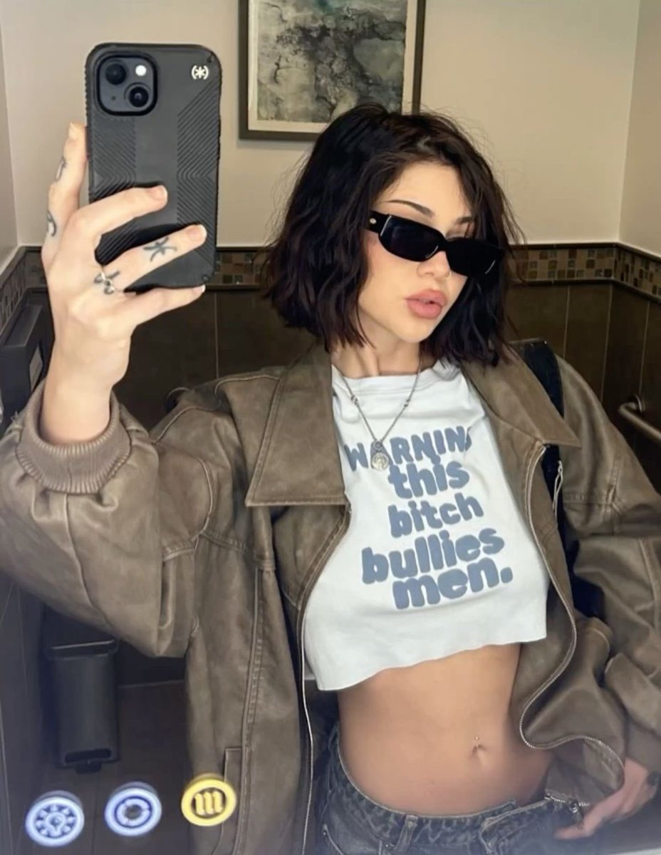 Syd tweet media