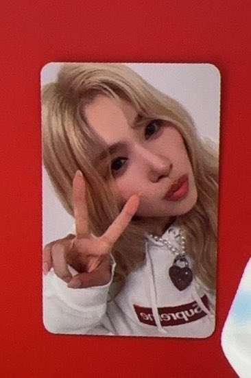 sanadorabel's tweet image. sana photocards from strategy pop up 🤲🏻