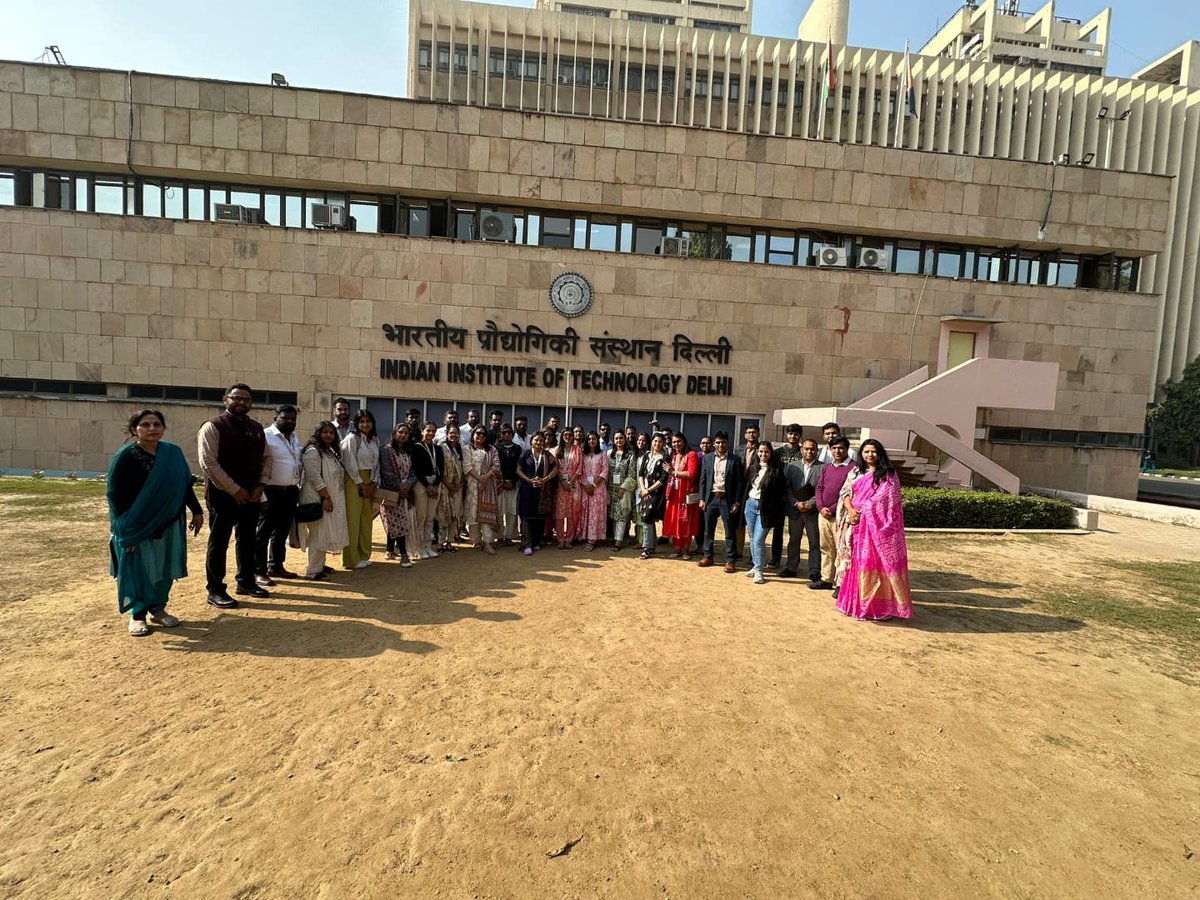 diaspora_india's tweet photo. Participants of the #79KIP had a productive visit to @iitdelhi where they witnessed India's innovations & academic excellence. They were briefed about Academic courses, IIT Abu Dhabi campus & job placements. They were also introduced to Drone Technology developed by #IIT. https://t.co/I6RP4ZTnSA