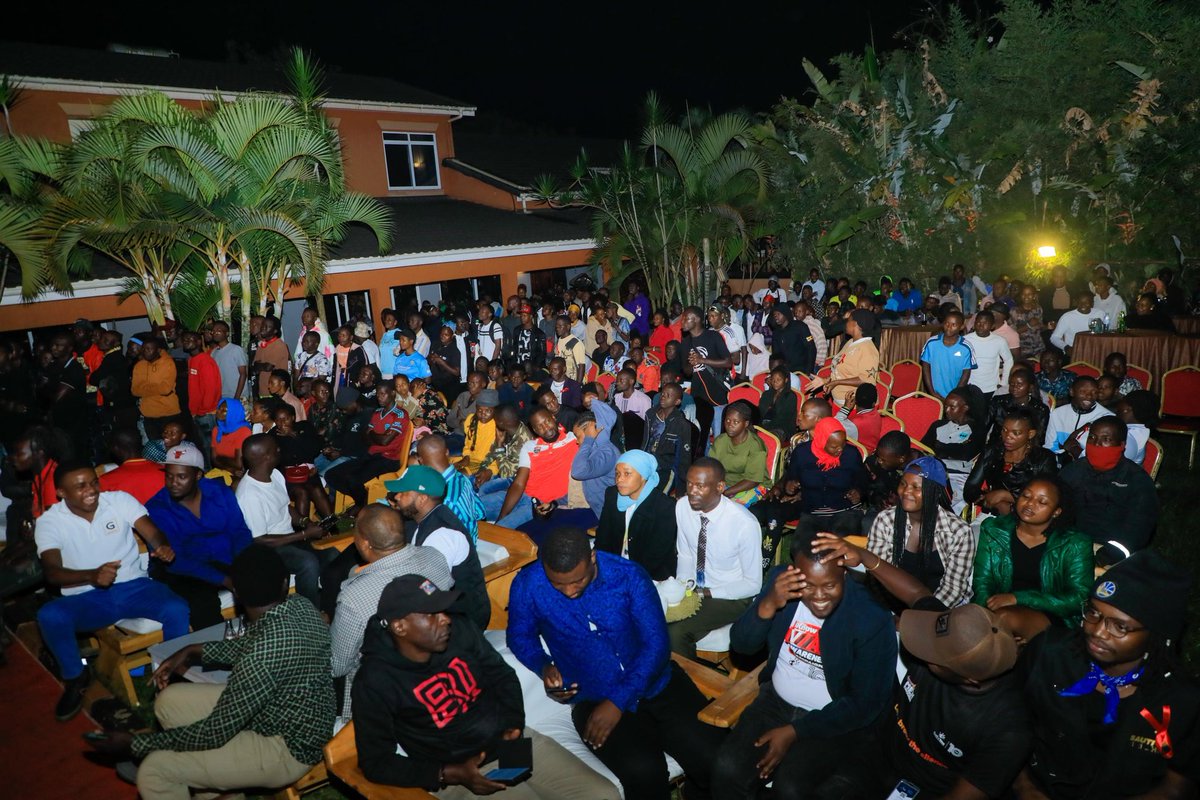 reachahand's tweet photo. ๐ธ๐ธ Still about yesterday's #IknowKati24 HIV/AIDS awareness Jam Session. It gave us an opportunity to spread the messages of HIV/AIDS prevention in a fan and engaging way. #1WeekInDecember https://t.co/AKxyhfrnaP