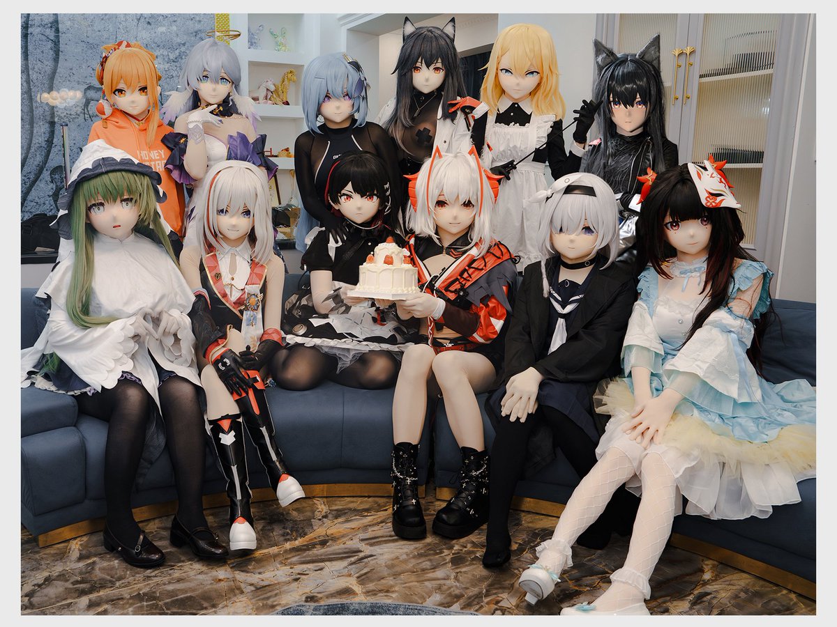 和阿蛋宝一起过生日了🥳
谢谢哥哥们的捧场后勤和摄影😭

📷<a href="/Demondesu/">小橙</a> 
前排：<a href="/XiaoLu_cecilia/">这里是🦌</a> @wanzxi <a href="/Eron_Winer/">EronWiner</a> <a href="/Oranight_awa/">玖夜</a> <a href="/Tunisan_09/">禿尼尼( ´▽` )</a> <a href="/Kochiyamai/">东风谷舞以</a> 
后排：<a href="/Cindy6581250245/">沐木星河</a> <a href="/BMO_kig1231/">是BMO吖_</a> <a href="/hanliluyas69399/">🥬憨桑🥬</a> <a href="/Wynnli8/">阿狸</a> <a href="/muxinThem/">明子_MZ</a>  <a href="/DOGHUAN12138/">狗獾</a> 

#着ぐるみ