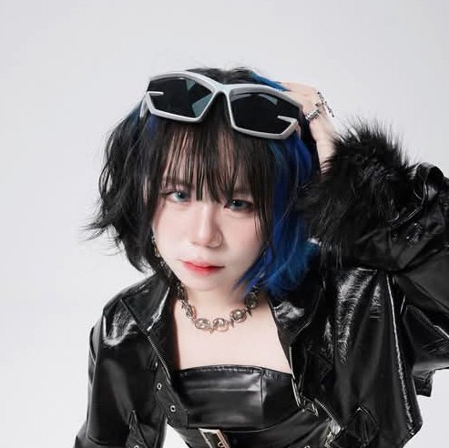 Meosimmyt's tweet photo. #AnhHosoMoi
💙Queen Never cry💙 https://t.co/KVXL8BAD68