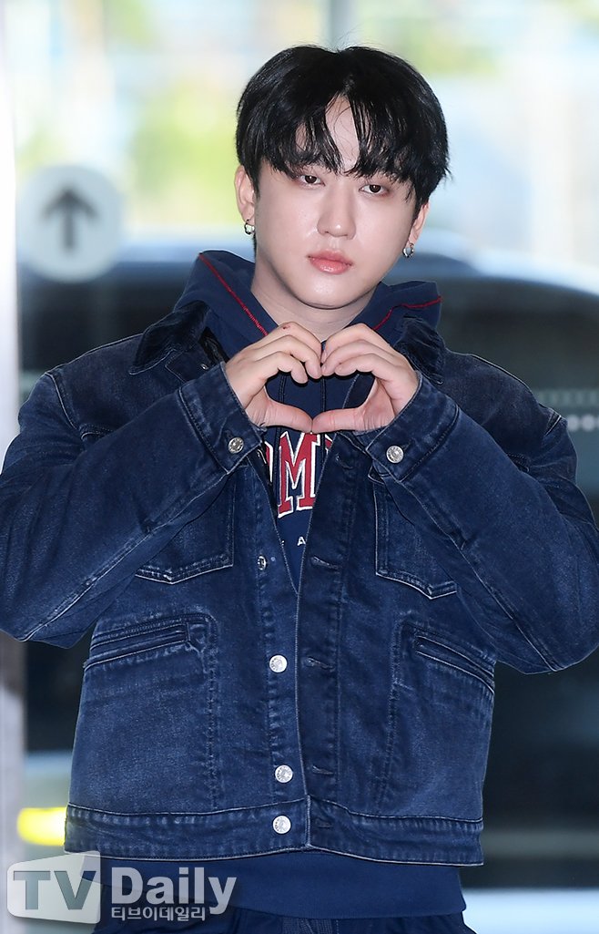 ChangbinGlobal's tweet photo. NAVER 📰 241204

🖇️ https://t.co/0lXfDBTmO8
🖇️https://t.co/RbCxgQBXOl
🖇️https://t.co/snFoyw2Hph

Share with tags! #Changbin #창빈 #チャンビン #스트레이키즈창빈 https://t.co/HmxfAEZ2yc
