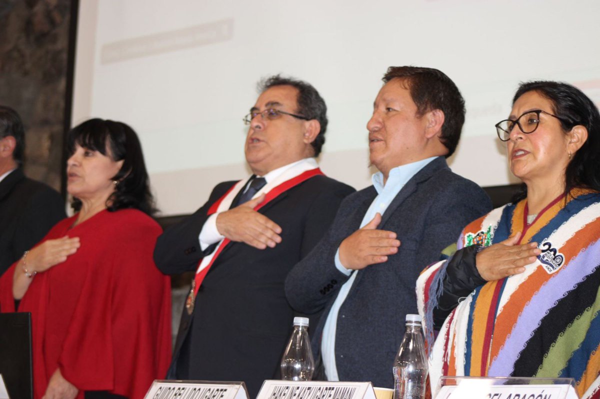 Agencia_Andina's tweet photo. 🔴 La congresista Katy Ugarte Mamani (Bloque Magisterial de Concertación Nacional) expresó su preocupación por la lentitud en la ejecución obras la región del Cusco, como el caso del Hospital Antonio Lorena y otros nosocomios.

👉 https://t.co/4ON3gmm7Bb https://t.co/oEKvvB5OYa