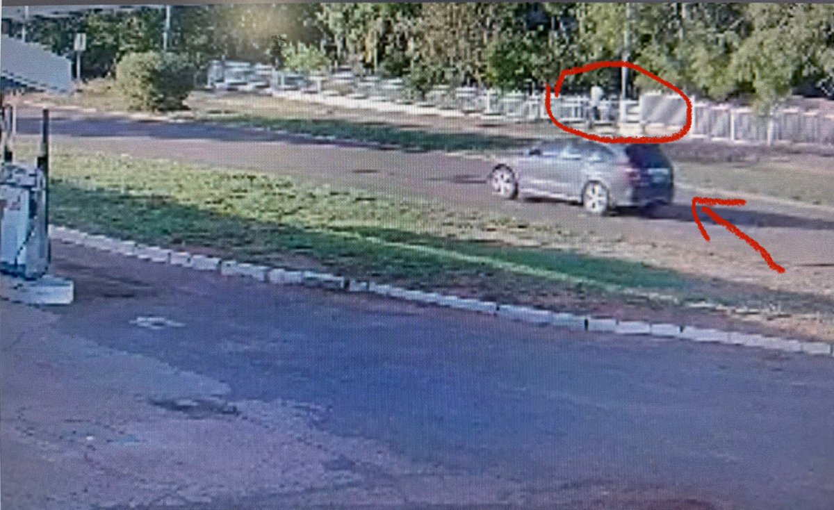 Do you recognise this car? If you do, are the owner or were the driver of that vehicle on Saturday 30 December about 5.10pm, directly opposite the Kimberley Motors service station please contact Wyndham Police as you may have been the witness to a burglary #fb