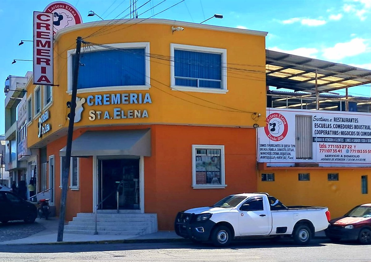 gopartyclub's tweet photo. "Cremeria Santa Elena"
Desde 1991

¡Para su cena de Navidad y Año Nuevo realice sus pedidos con Anticipación!

Casa Matriz:
-Blvd. El Minero Frente al Panteón, #Pachuca #Hidalgo 

Y en nuestras 2 Sucursales:
-Frente al Mercado Guzmán Mayer 

-Tulipanes Av. los Árboles 
No. 200 https://t.co/kpiRVJvq1z