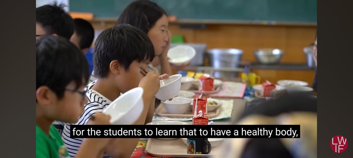 ir_hafidz's tweet photo. @hermawan_devina Di Jepang namanya Shokuiku (food &amp; nutrition education) &amp; tidak full gratis. Anak2 Jepang melayani teman2 nya + kitchen hospitality grade x pegawai tetap x ibu guru yg ahli gizi. Bayar sedikit untuk nambah subsidi, 1.7$ jika harga makanan 7-8$, berarti byr 1/4? Ribet jg ya😭 https://t.co/7DY4JkGYYp