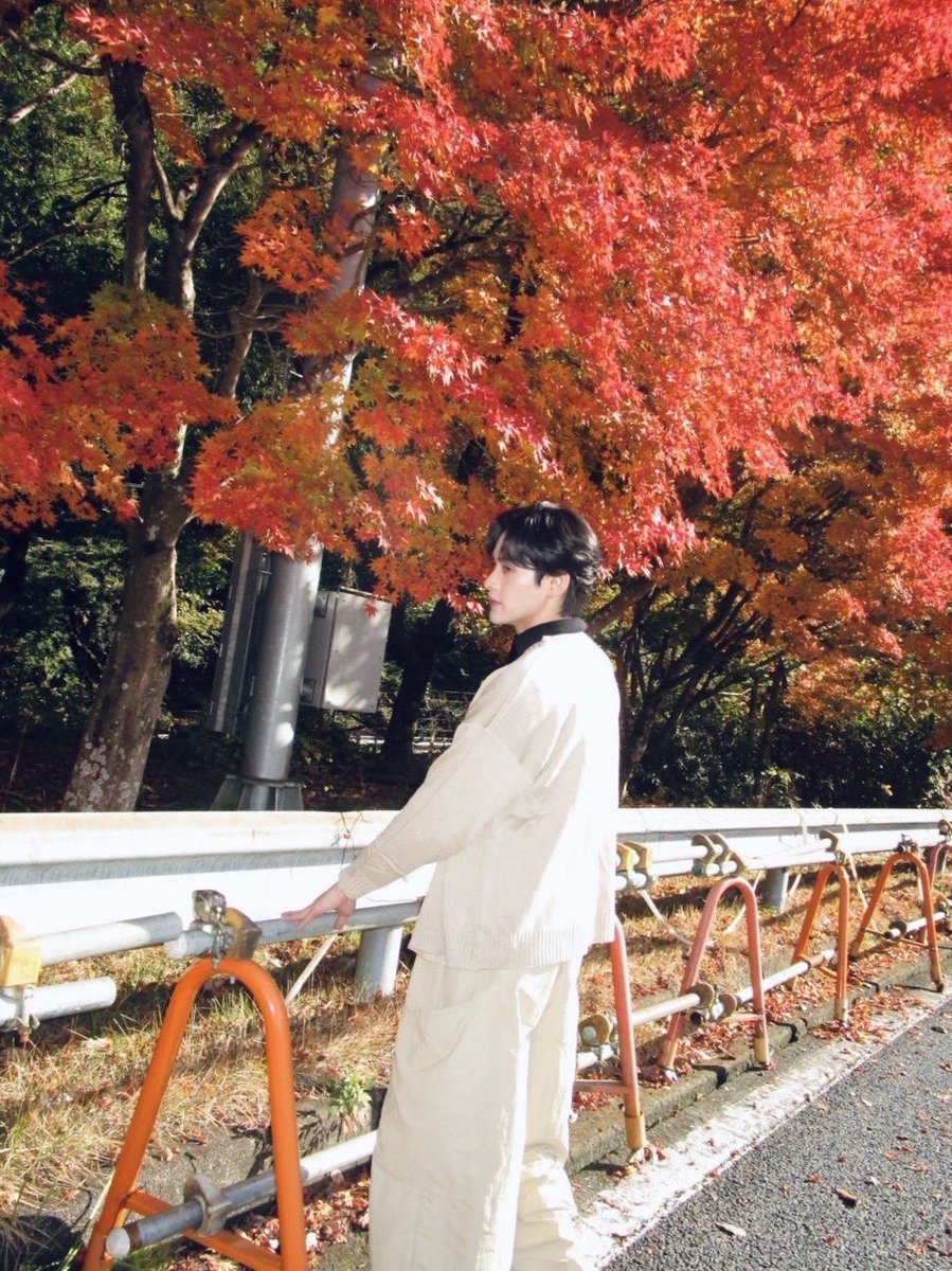 WutMovie's tweet image. Kao Noppakao Photobook2
9 December Pre-orders 
Coming Soon…
*รูปจากกล้องถ่ายเล่นน้า 2 รูปนี้
#number_9th