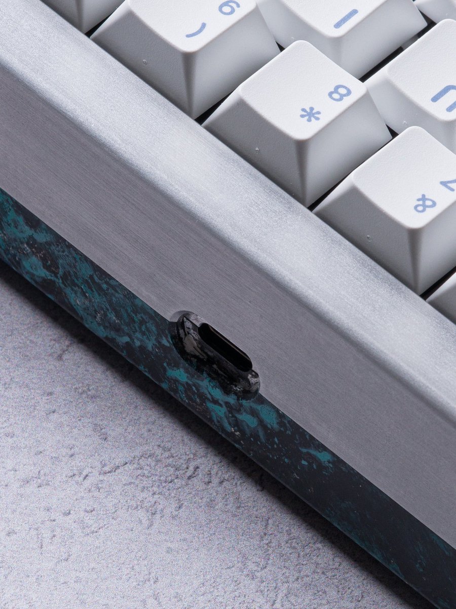 Custom keycult that I built for a client. Patina done by Wally patina.

This thing goes crazy.