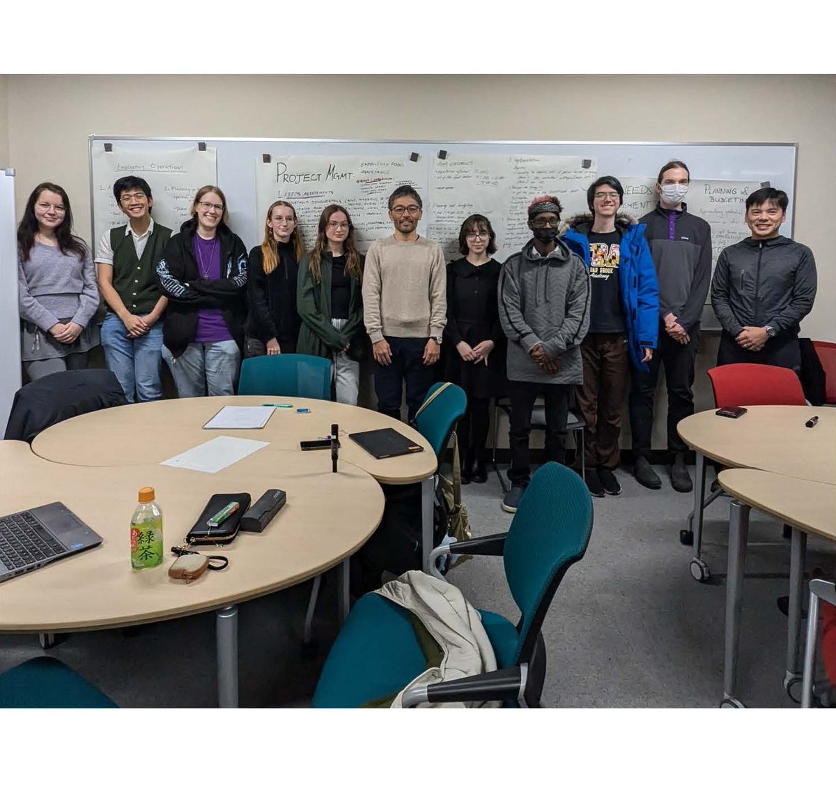 MJSP_Hokkaido's tweet photo. On 29 and 30 November, Mr. Atsushi Kondo from the United Nations World Food Programme (WFP) delivered a lecture and conducted a workshop for the MJSP Lecture Series. Thanks so much Mr. Kondo!
#hokkaido #sapporo #hokkaidouni #hokkaidouniversity #MJSP #MJSPLectureSeries https://t.co/OZ5EOkK5Ju
