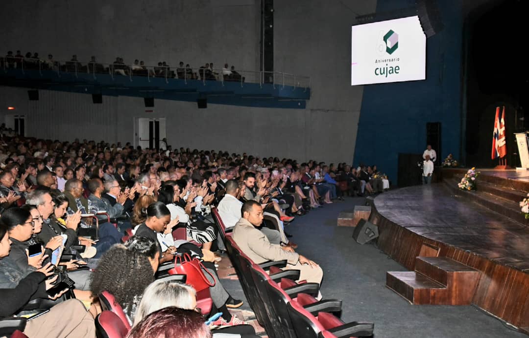 Partido Comunista de Cuba tweet media