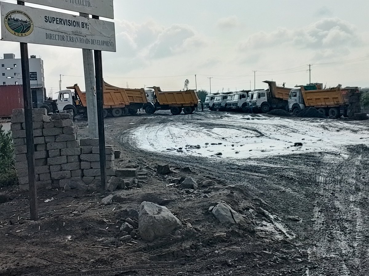 mutunga komu HSC (@komu36) on Twitter photo <a href="/KURAroads/">Kenya Urban Roads Authority (KURA)</a>,<a href="/hon_Makau/">Hon. Patrick Makau EBS,CBS. MP Mavoko.</a>,<a href="/Wavinya_Ndeti/">Wavinya Ndeti Oduwole, EGH</a>,<a href="/davis_chirchir/">Davis Chirchir, EGH</a> . Katani, despite contributing construction materials to Nairobi metropolis, has been left with poor roads. This contract has remained incomplete for 4 years. We kindly request KURA to expedite overdue projects"#fixkataniroads <a href="/KURAroads/">Kenya Urban Roads Authority (KURA)</a>,<a href="/hon_Makau/">Hon. Patrick Makau EBS,CBS. MP Mavoko.</a>,<a href="/Wavinya_Ndeti/">Wavinya Ndeti Oduwole, EGH</a>,<a href="/davis_chirchir/">Davis Chirchir, EGH</a> . Katani, despite contributing construction materials to Nairobi metropolis, has been left with poor roads. This contract has remained incomplete for 4 years. We kindly request KURA to expedite overdue projects"#fixkataniroads