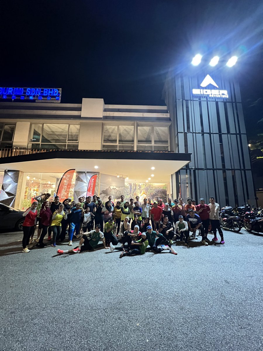 AMPANG RUN tweet media