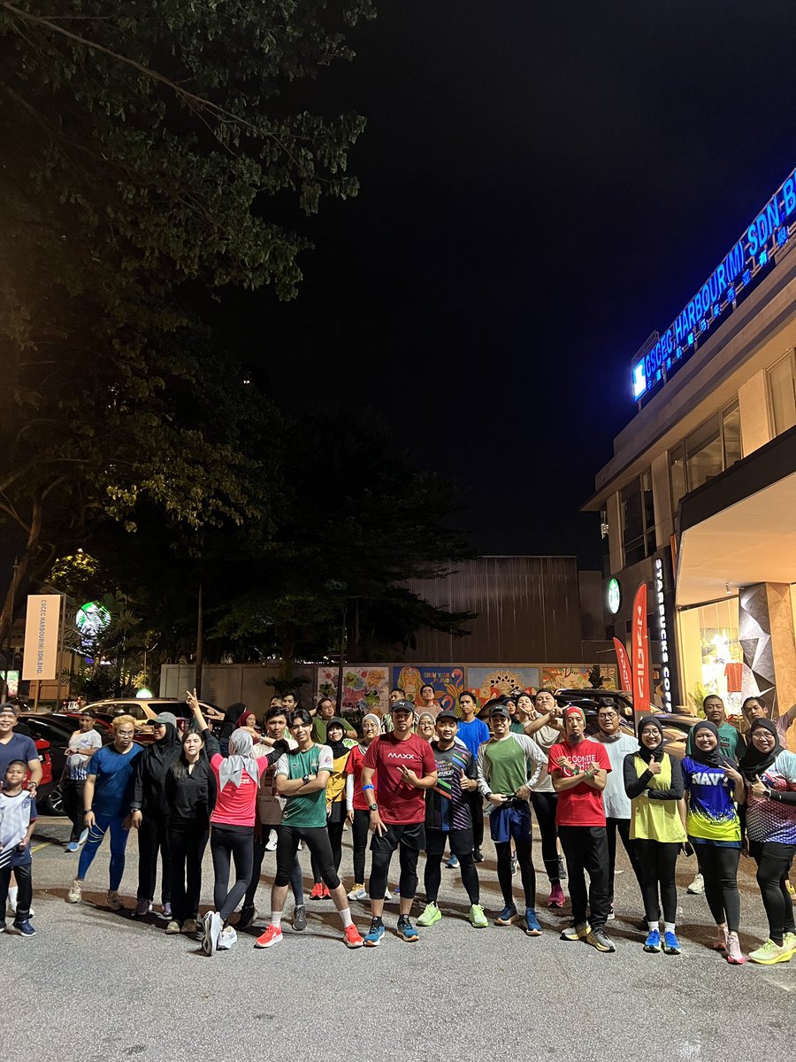 AMPANG RUN tweet media